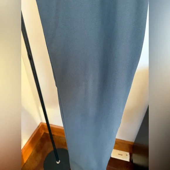 Men’s Lululemon ABC Classic Fit Pant Dark Grey 30” Waist - Picture 13 of 13